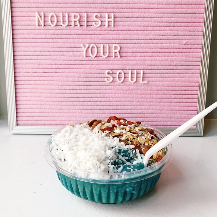 photo of Nourish Your Soul Believe in Magic Smoothie Bowl shared by @bshade on  04 Jan 2019 - review