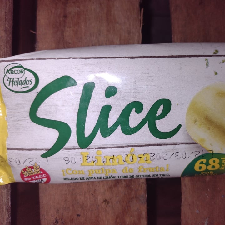 review photo of Arcor Helado slice de limón shared by @jazminnnn on 22 Oct 2021 - review