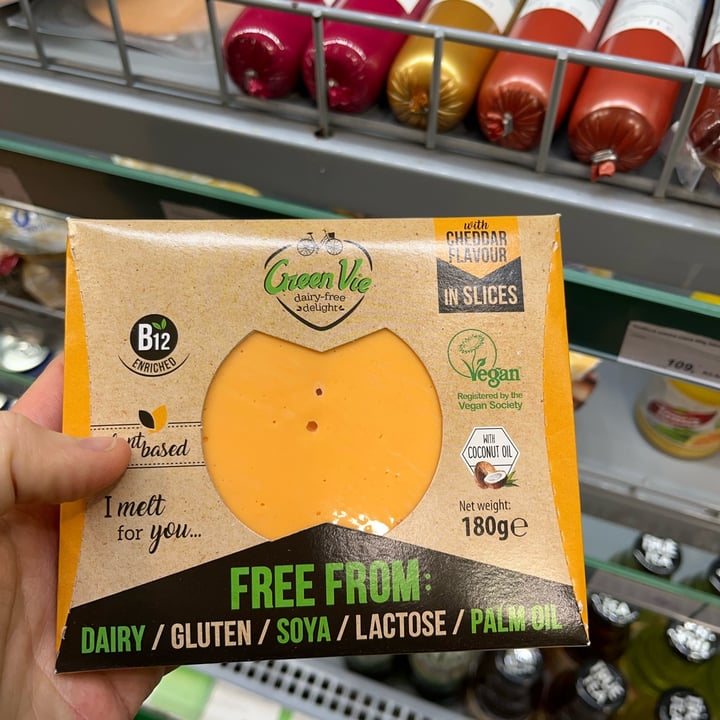 photo of GreenVie Foods Cheddar Slices shared by @domcsiwill on  12 Oct 2022 - review