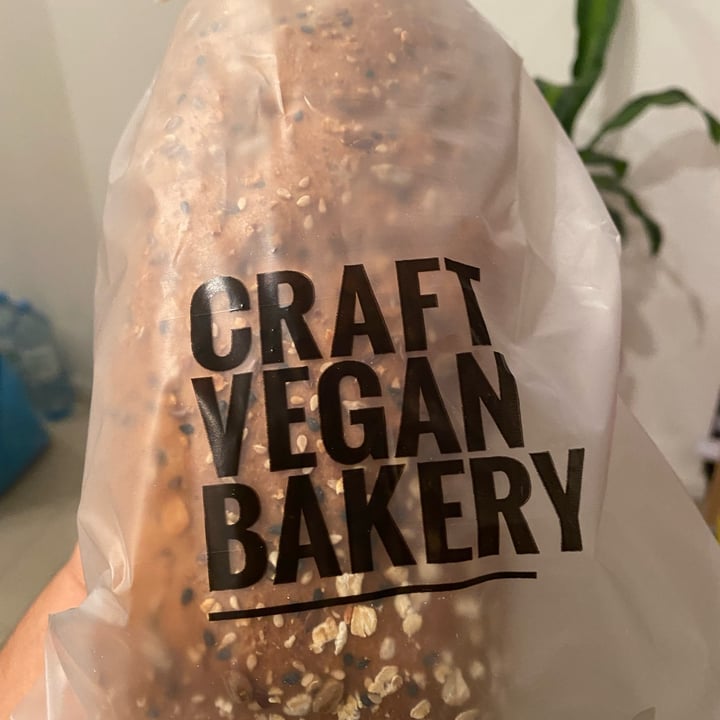 photo of Craft Vegan Bakery Pan integral con semillas shared by @bichobolita22 on  13 May 2022 - review