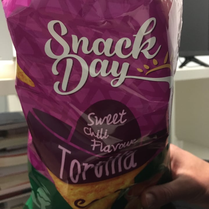 photo of Snack Day Sweet chili flavour Tortillas shared by @lixie on  01 Feb 2022 - review