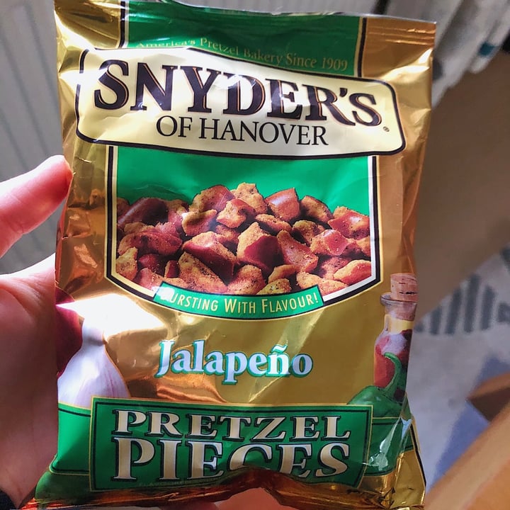 review photo of Snyder's of Hanover Jalapeño pretzel pieces shared by @laurasims on 25 Jan 2021 - review