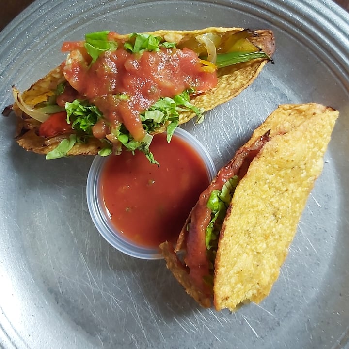 review photo of Fly Taco Tacos veggies shared by @valenbetchakian on 12 Feb 2021 - review
