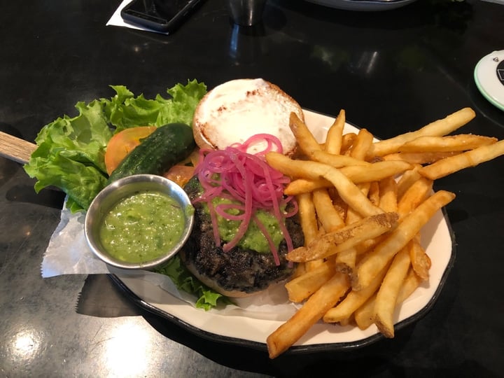 review photo of Black Tap The Vegan Black Bean Burger shared by @ryankatz on 27 Mar 2020 - review