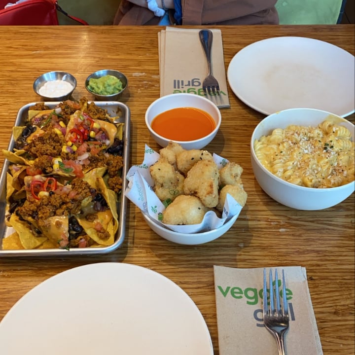 photo of Veggie Grill Mondo nachos shared by @bailythompson on  08 Jul 2021 - review