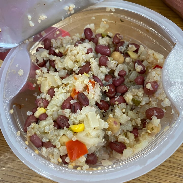 review photo of Edgell Nourish bowl - zesty cauli rice shared by @arianemeschiatti on 25 Jul 2022 - review