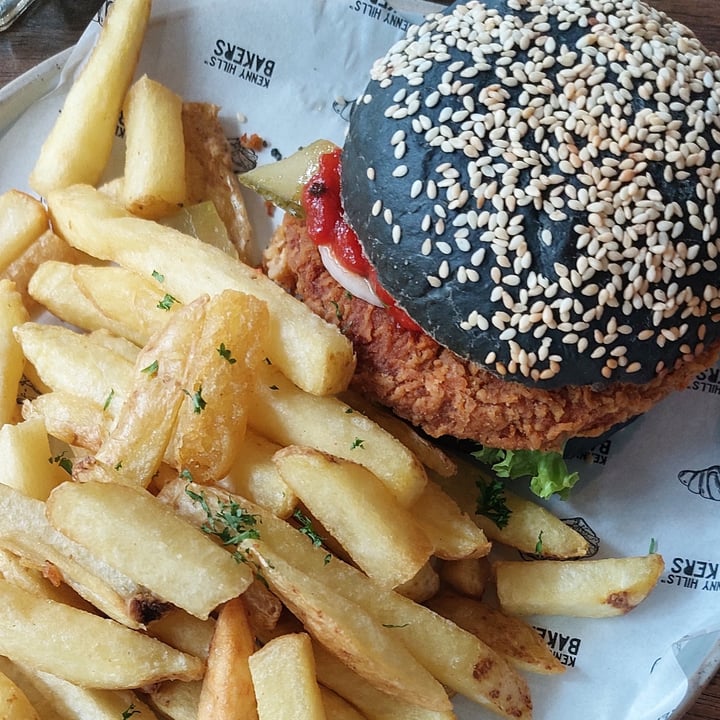 photo of Nourish by Kenny Hills Bakers Spicy Chicken BURGER Vegan shared by @spveg on  24 Nov 2022 - review