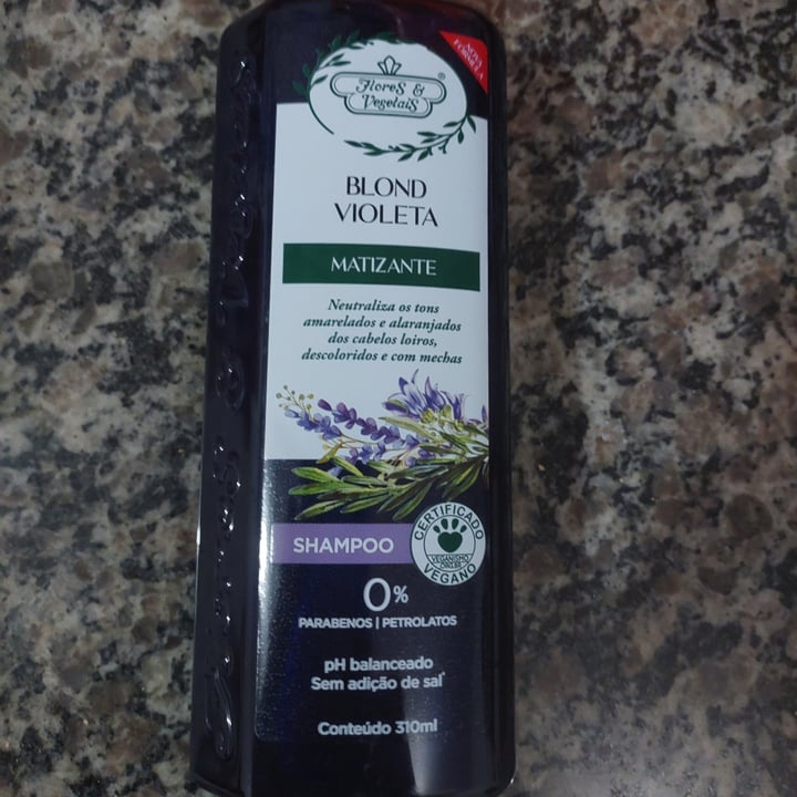 photo of Flores & Vegetais Shampoo Matizador shared by @muzza on  04 May 2022 - review