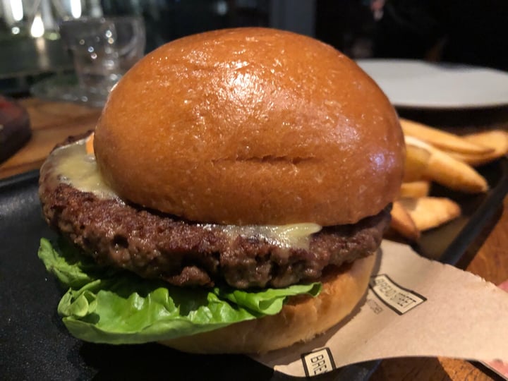 photo of Bread Street Kitchen Singapore Impossible burger shared by @chrishineerita on  14 Jul 2019 - review