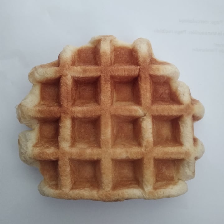 photo of La Maison Gáufre Belgian Waffle Vegan shared by @brenduliiii on  07 Nov 2020 - review