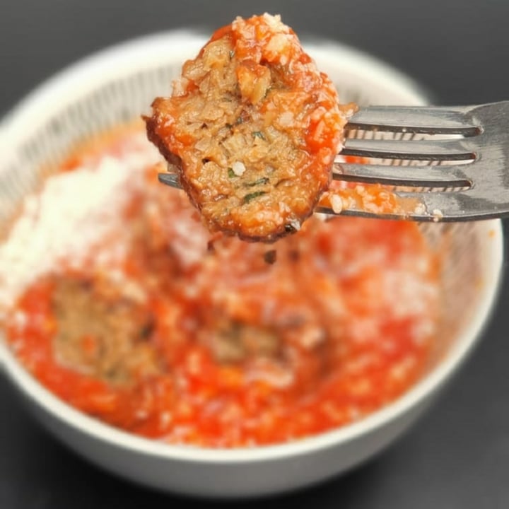 photo of Picky Wops Brick Lane Meatballs shared by @veganwop on  09 Jun 2020 - review