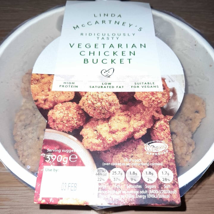 photo of Linda McCartney's Vegetarian Chicken bucket shared by @lucybeb123 on  24 Jan 2021 - review