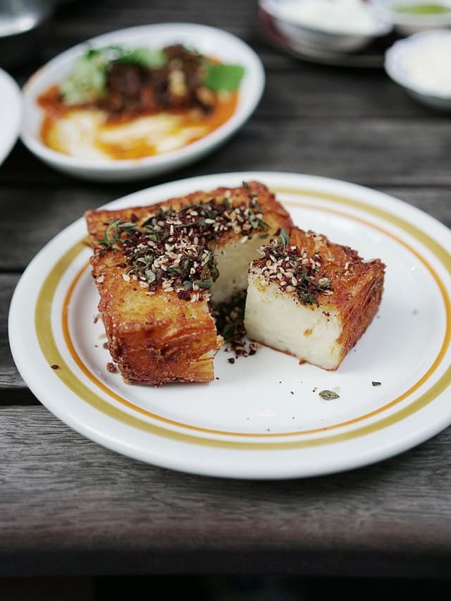 菜肴“Housemade Harshbrown (Veganised)”的照片
