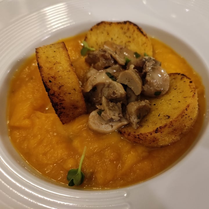photo of MiBiò bistrot Zucca stufata con polenta, porcini e tartufo bianco shared by @ambras on  26 Feb 2022 - review