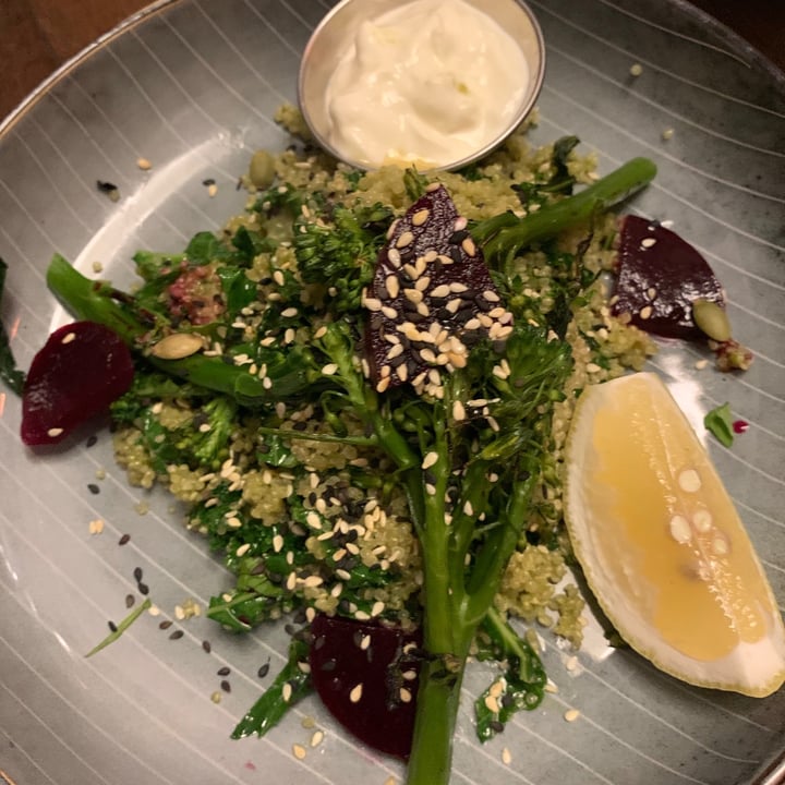 review photo of Forty Hands East Coast Brocolinni and Quinoa Salad (veganized - No Yoghurt) shared by @happyfitvegan on 21 Dec 2020 - review