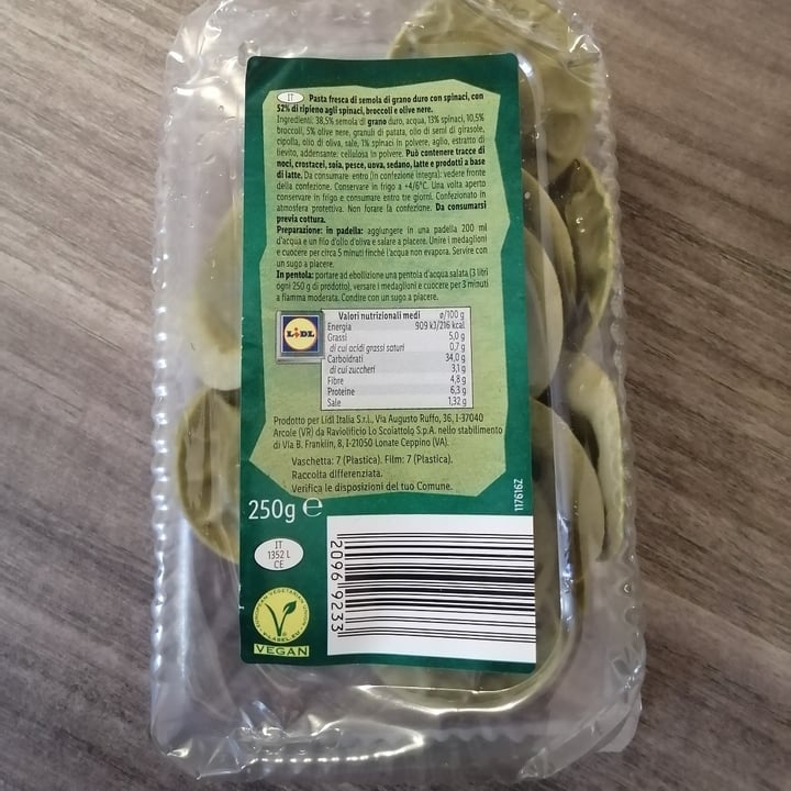 photo of Vemondo  Medaglioni Agli Spinaci, Broccoli e Olive Nere shared by @esterdoppiaw on  30 Aug 2022 - review