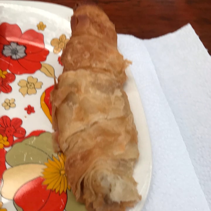 review photo of Y la Vaca Chocha Croissant shared by @moli23 on 17 May 2021 - review