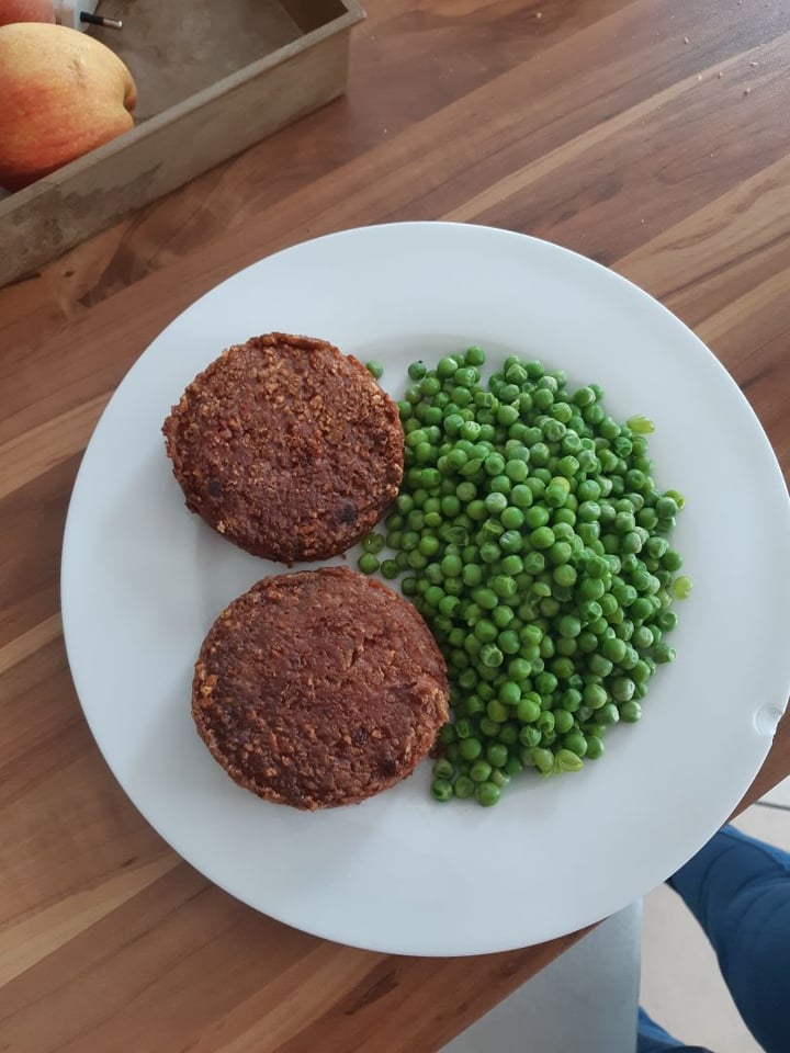 review photo of Beyond Meat Beyond Burger Plant-Based Patties shared by @mokina360 on 20 Feb 2020 - review