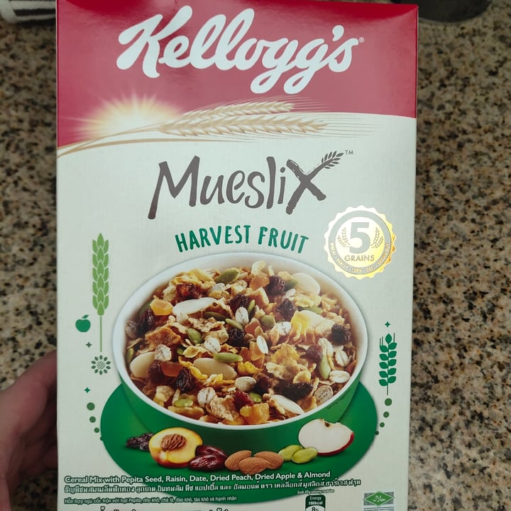 photo of Kellogg Mueslix Harvest Fruit shared by @stevenneoh on  08 Jun 2020 - review