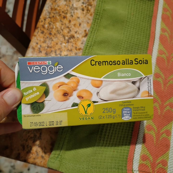 photo of Despar Veggie Yogurt Cremoso Alla Soia Bianco shared by @margheritadibosco on  17 Sep 2022 - review