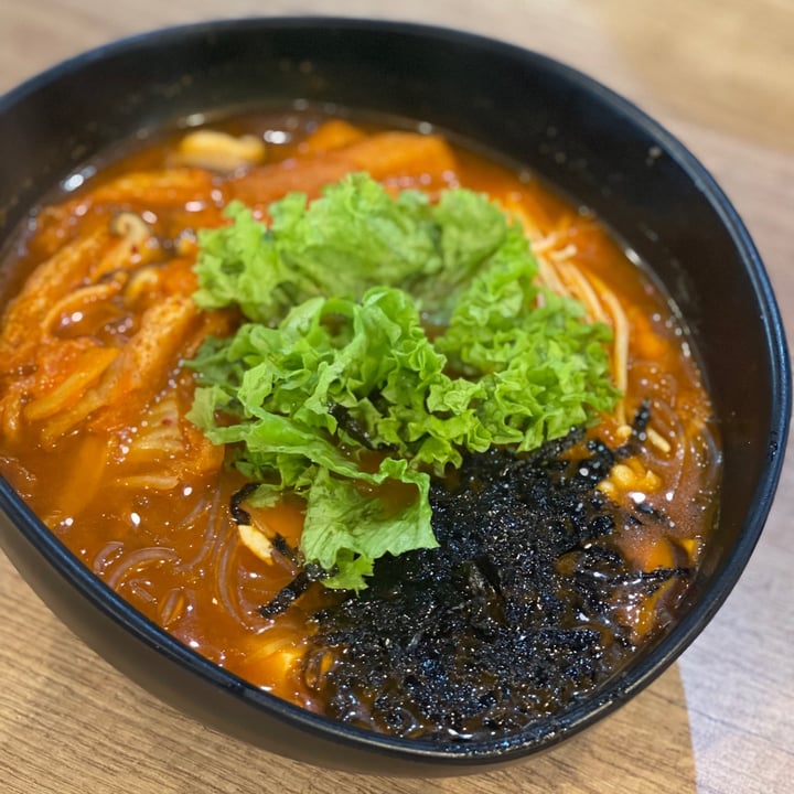 photo of Saute-San Kimchi Jjigae Cellophane shared by @greenbovine on  19 Apr 2021 - review