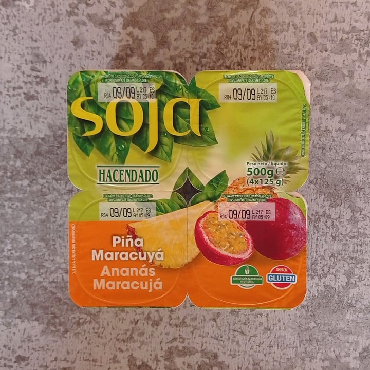 photo of Hacendado Yogurt de Soja Piña Maracuyá shared by @patriciazb on  25 Aug 2021 - review