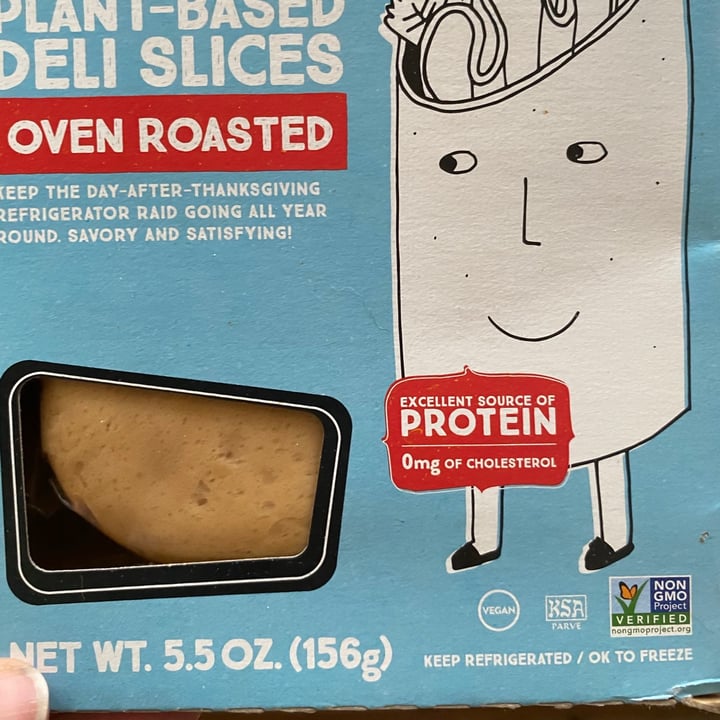 photo of Tofurky Plant Based Deli Slices Oven Roasted shared by @cathleenclovenheart on  28 Apr 2020 - review