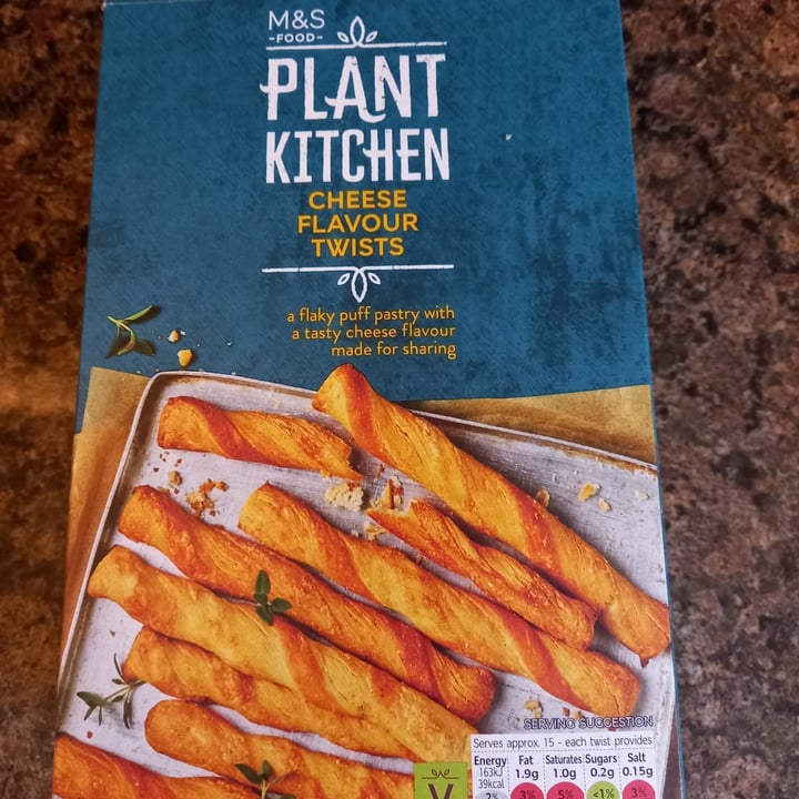 review photo of Plant Kitchen (M&S) Cheese flavour twists shared by @marivezza on 15 Mar 2022 - review