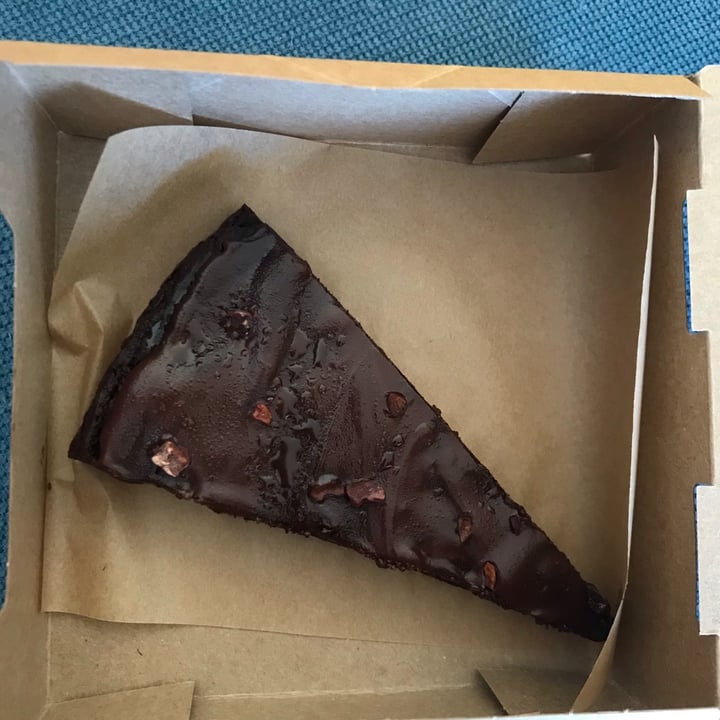 review photo of Edgy Veggy Vegan Brownie shared by @kristinaignatova on 21 Apr 2021 - review