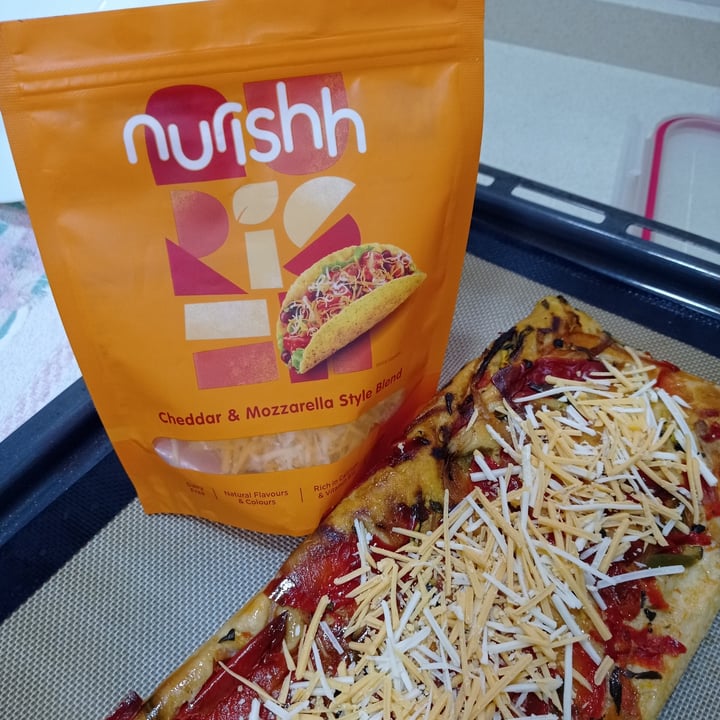 photo of Nurishh Queso rallado estilo cheddar shared by @isabeletta on  24 Apr 2021 - review