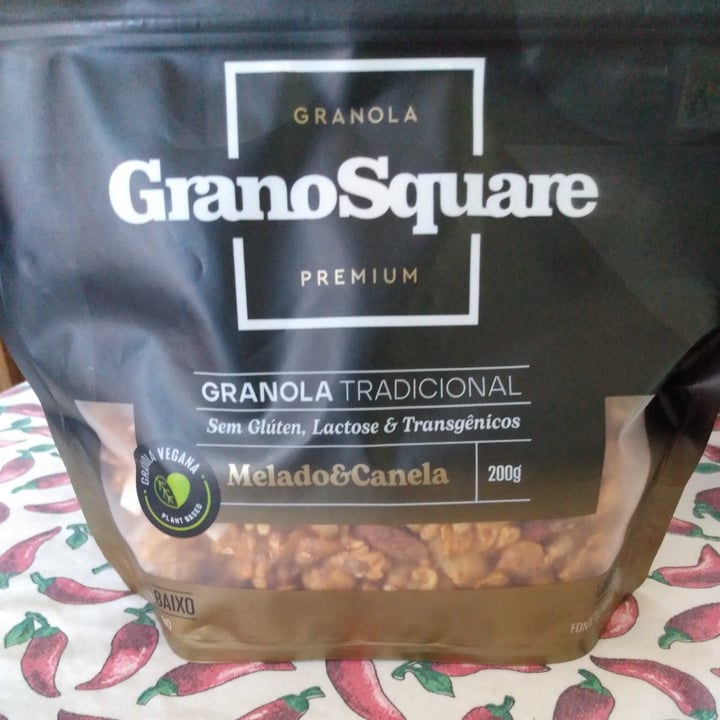 photo of GranoSquare Granola tradicional premium Melado e canela shared by @fabiperon on  31 Jul 2022 - review