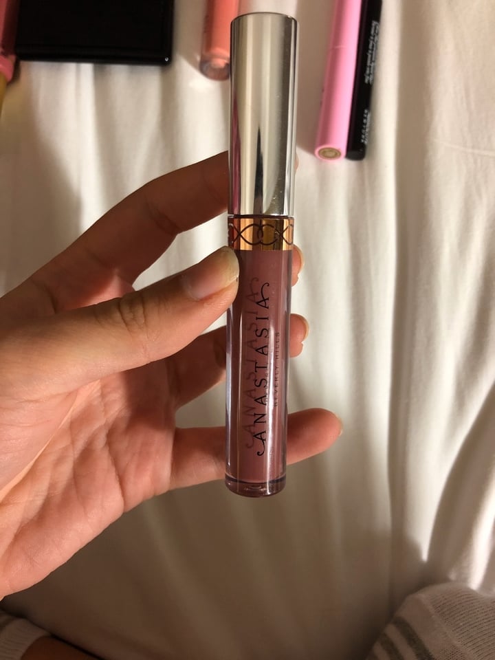 review photo of Anastasia Beverly Hills Poet liquid lipstick shared by @abiicaputo on 20 Dec 2019 - review