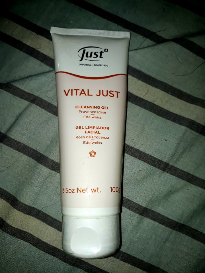 photo of Just Gel limpiador facial shared by @fiorelis on  13 Nov 2019 - review