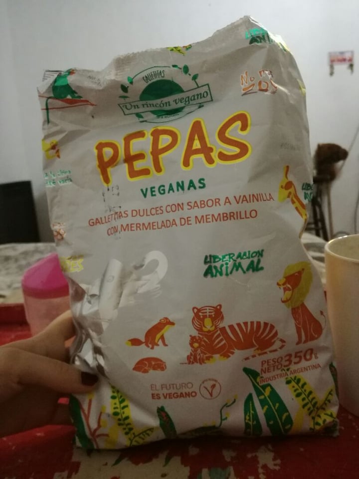 photo of Un Rincón Vegano Pepas Galletitas Dulces con Sabor a Vainilla con Mermelada de Membrillo shared by @luliandreani on  27 May 2020 - review