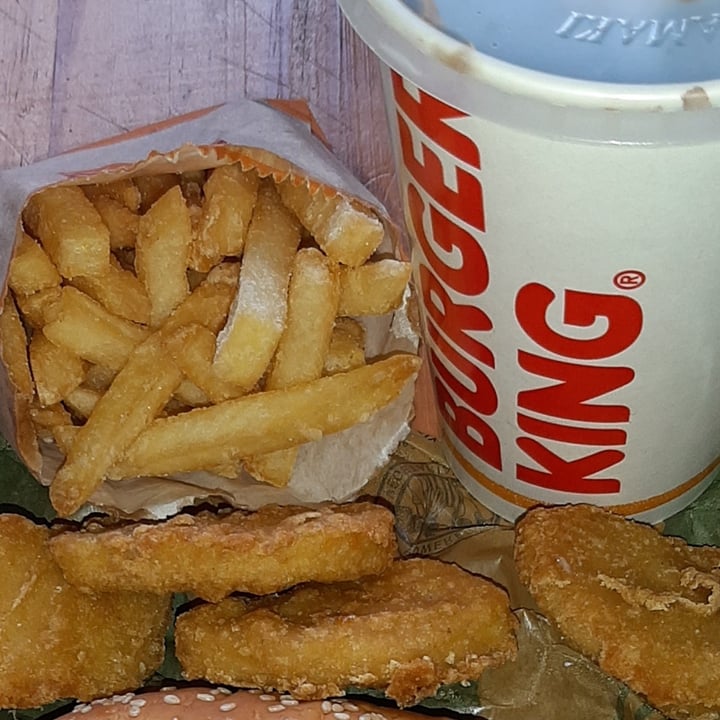 photo of Burger King South Africa Vegan Nuggets shared by @punkhippiesa on  09 Oct 2021 - review