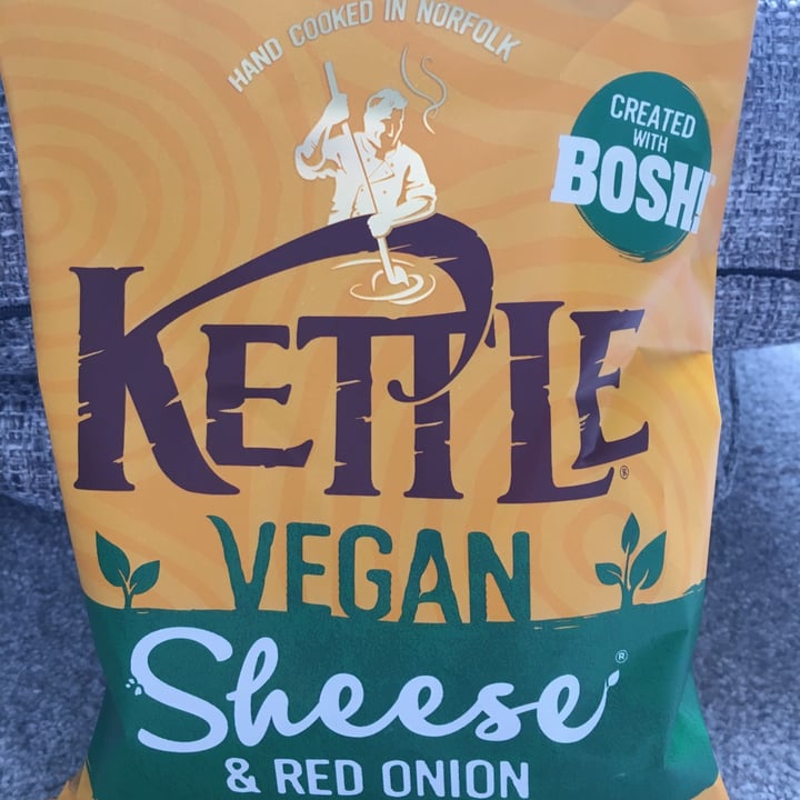 photo of Kettle Vegan Sheese & Red Onion shared by @missjuliep on  07 Jun 2020 - review