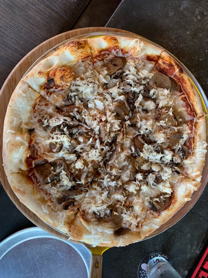 photo of Pizza Lounge Vegan Sauerkrauter Pizza shared by @socalpops on  04 Jun 2019 - review