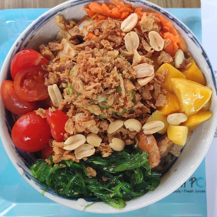 review photo of The Fresh Poke CC Bahía Real Poke Vegano Al Gusto shared by @tropecientaspatas on 13 Mar 2022 - review