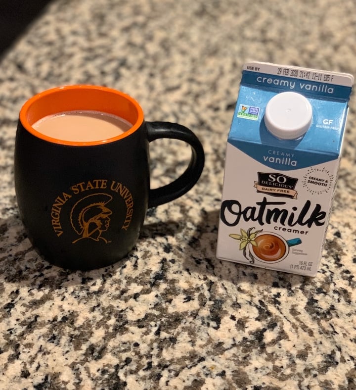 review photo of So Delicious Dairy Free Oatmilk Creamer Vainilla shared by @docbrad67 on 13 Feb 2020 - review