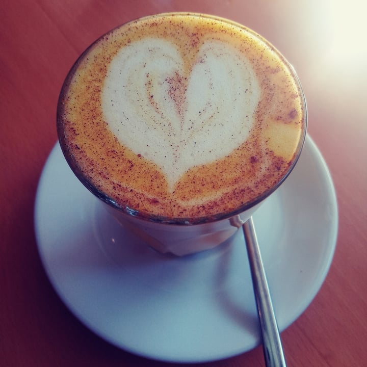 review photo of Café Federal Golden mylk latte shared by @florine on 09 Jul 2021 - review