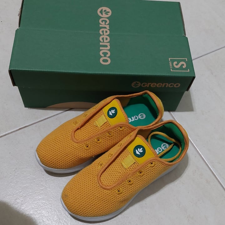 review photo of Greenco Tênis Amarelo shared by @vivimetzker on 08 May 2022 - review