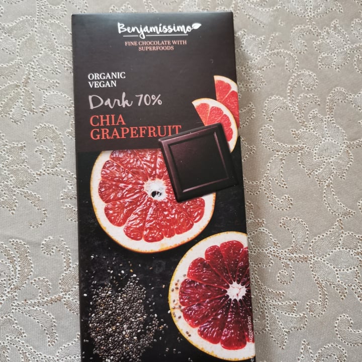 photo of Benjamissimo Chia Grapefruit 70% Dark Chocolate shared by @valibabali on  23 Apr 2021 - review