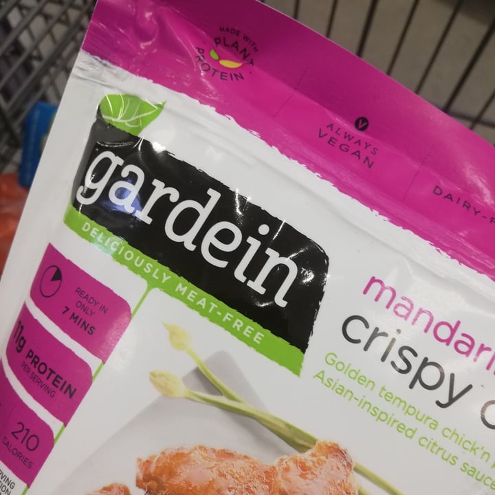 photo of Gardein Mandarin Orange Crispy Chick’n shared by @clauu14 on  08 Oct 2020 - review