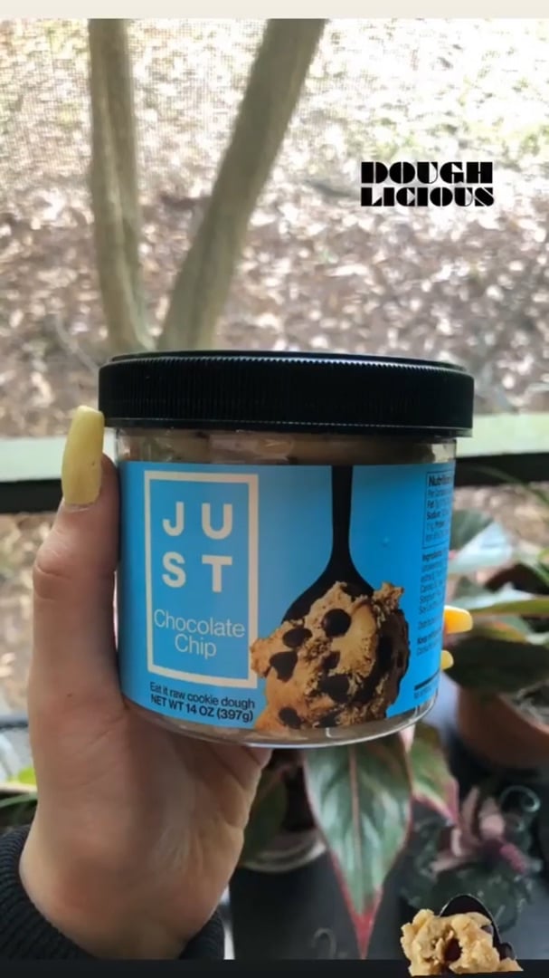 photo of JUST Egg Chocolate Chip Cookie Dough shared by @jadacarlo on  09 Jan 2020 - review