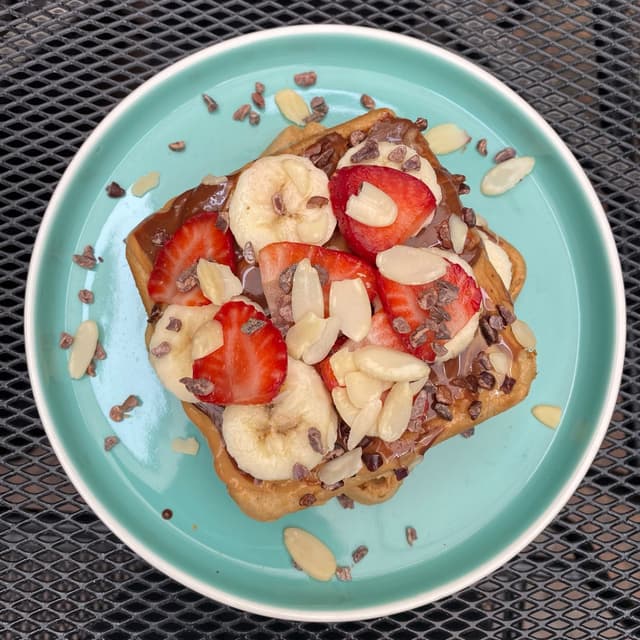 Photo of the dish “Waffles con chocolate”