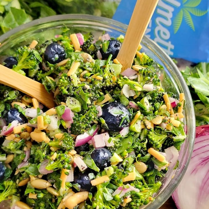 review photo of Palmetto Gardens Turnip Greens shared by @plantbasedgingr on 18 May 2022 - review