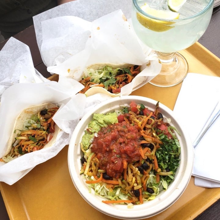 Fuzzy's Taco Shop Aurora, United States Veggie burrito bowl w/ veg tacos Review abillion