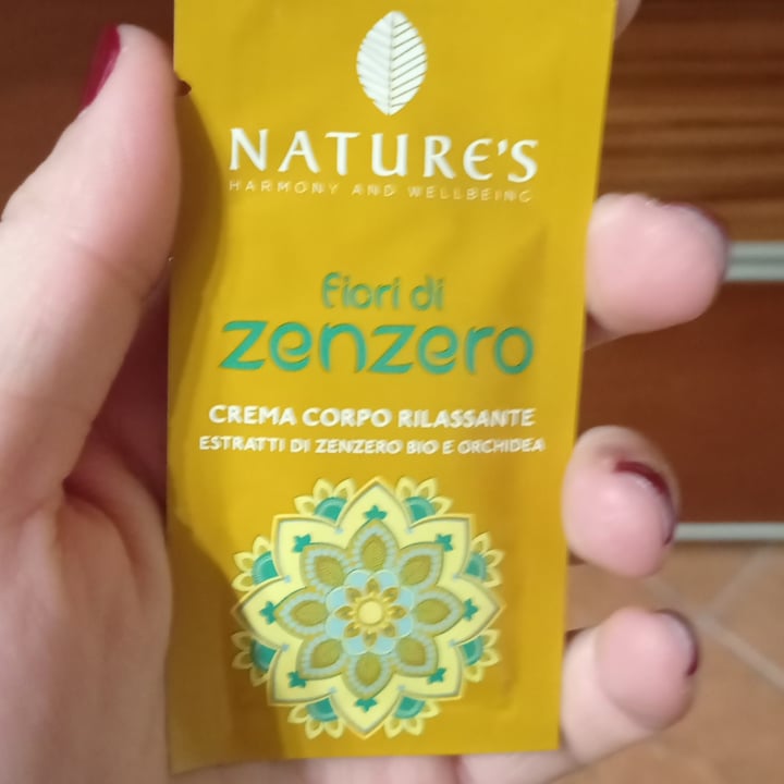 photo of Nature's Crema corpo fiori di zenzero shared by @el22 on  18 Apr 2022 - review