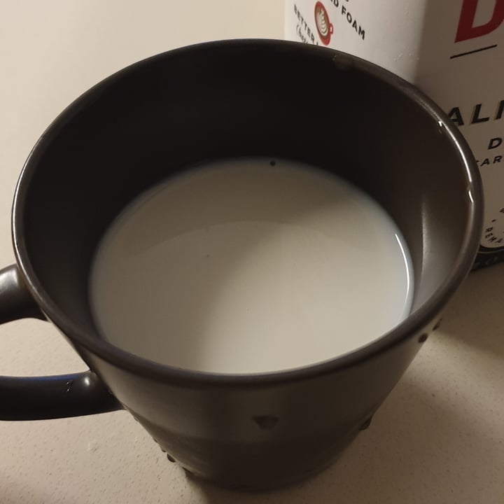 photo of Califia Farms Almondmilk Barista Blend Original shared by @jodipoon on  10 Jul 2020 - review
