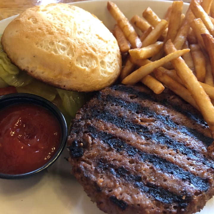 photo of Bären Haus Veggie Burger shared by @alex on  14 Mar 2021 - review